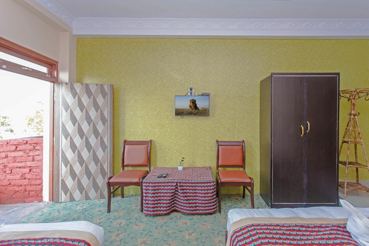Hotel The Ranimahal Tānsen Buitenkant foto